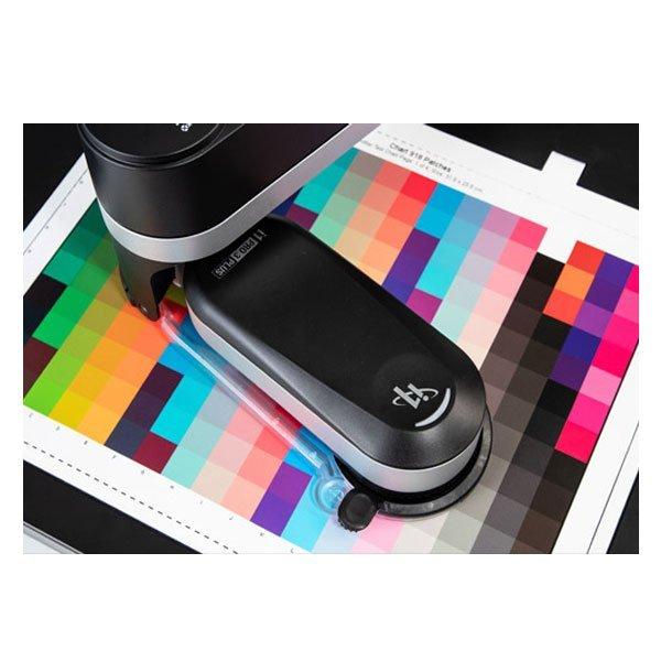 x-rite-i1io-automated-scanning-table-in-use_1200x